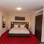 Parkhotel Cochem- Free Parking - קוכם
