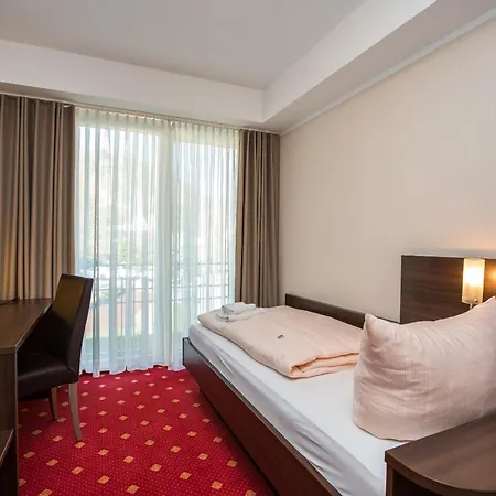 Parkhotel Cochem- Free Parking - 3*