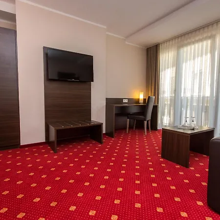 Parkhotel Cochem- Free Parking - Отель