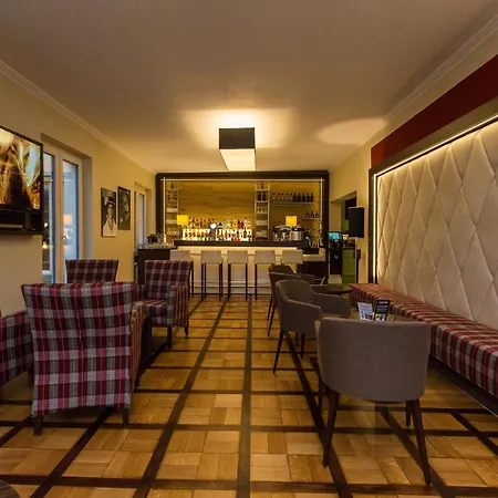Parkhotel Cochem- Free Parking - קוכם