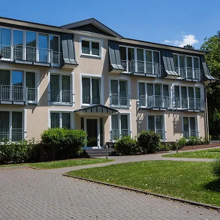 Parkhotel Cochem- Free Parking - Отель