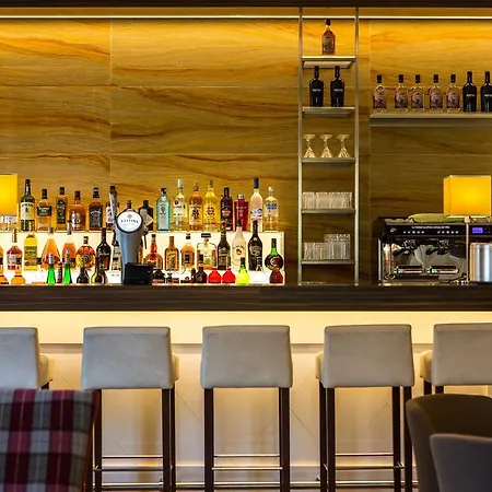 科赫姆公园酒店 酒店