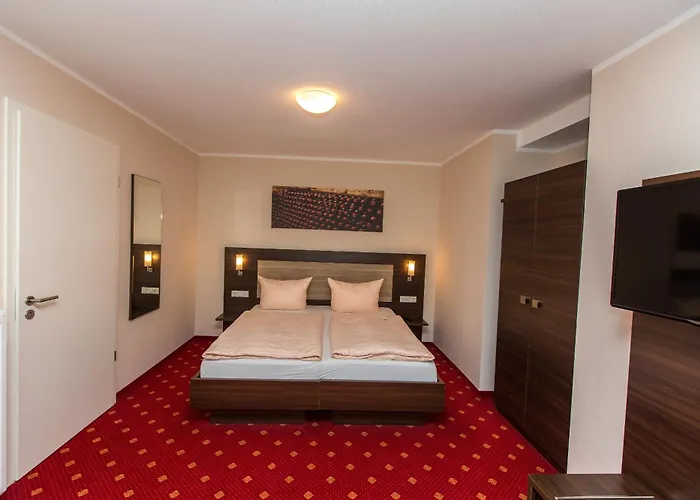 Parkhotel Cochem- Free Parking - Cochem