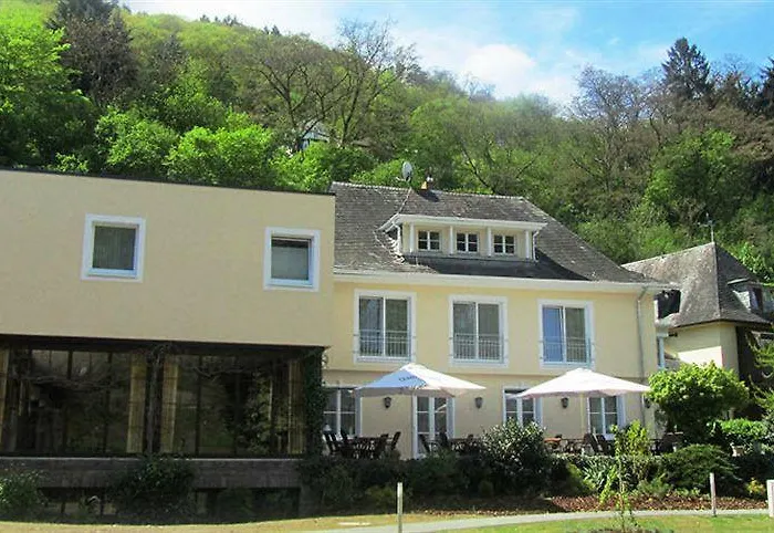 Parkhotel Cochem- Free Parking -